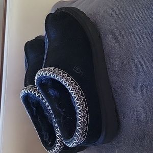 UGG Tasman Slippers